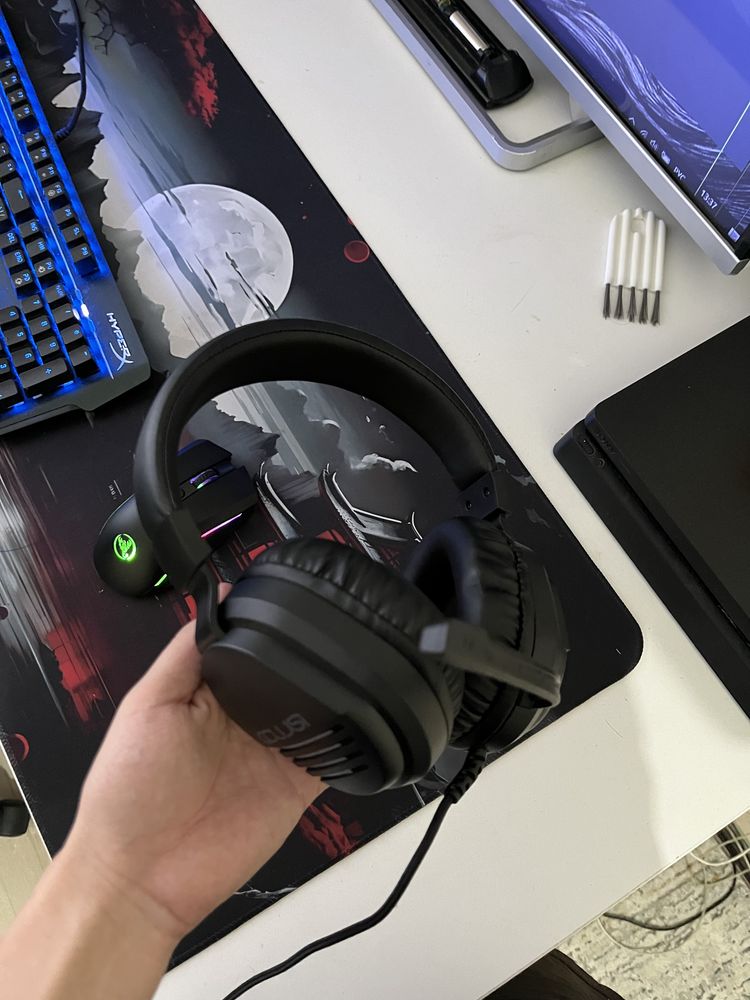 Продам игровые наушники COLUSI C500