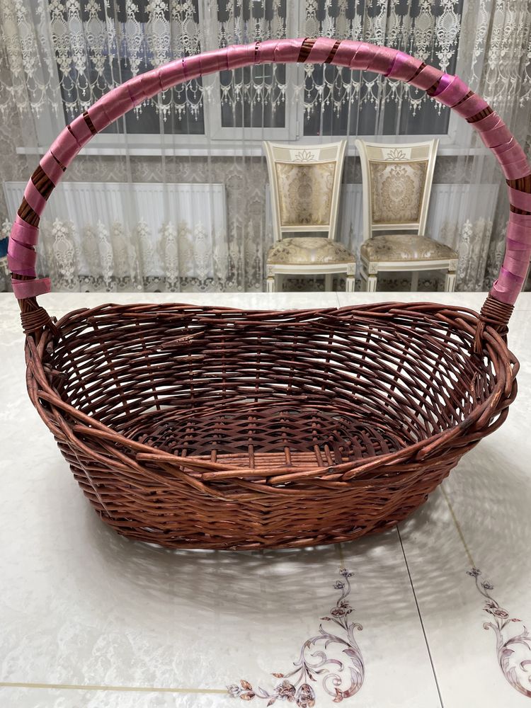 Продам корзину для коржына