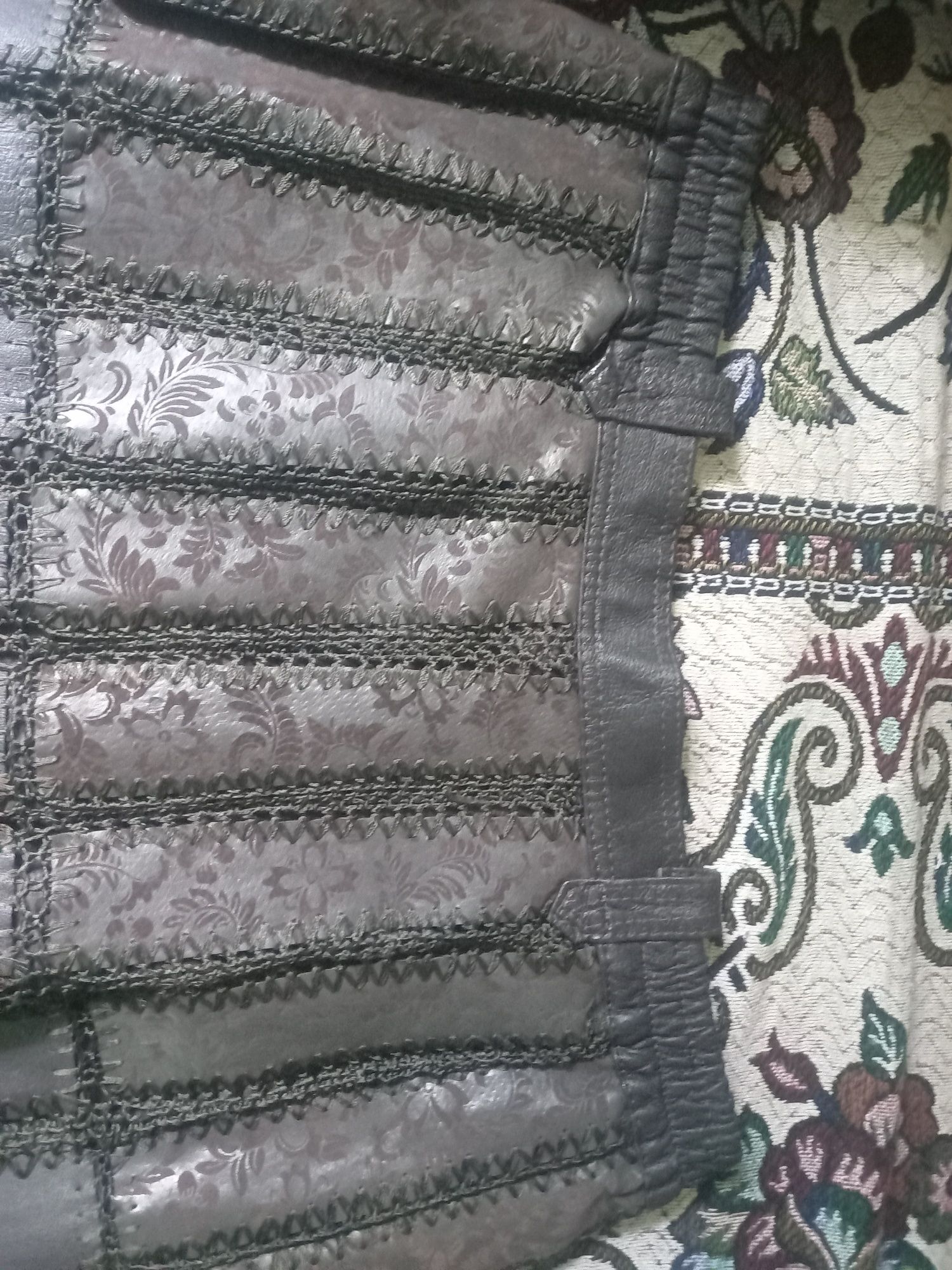 Красивая кожаная юбка.срочно
