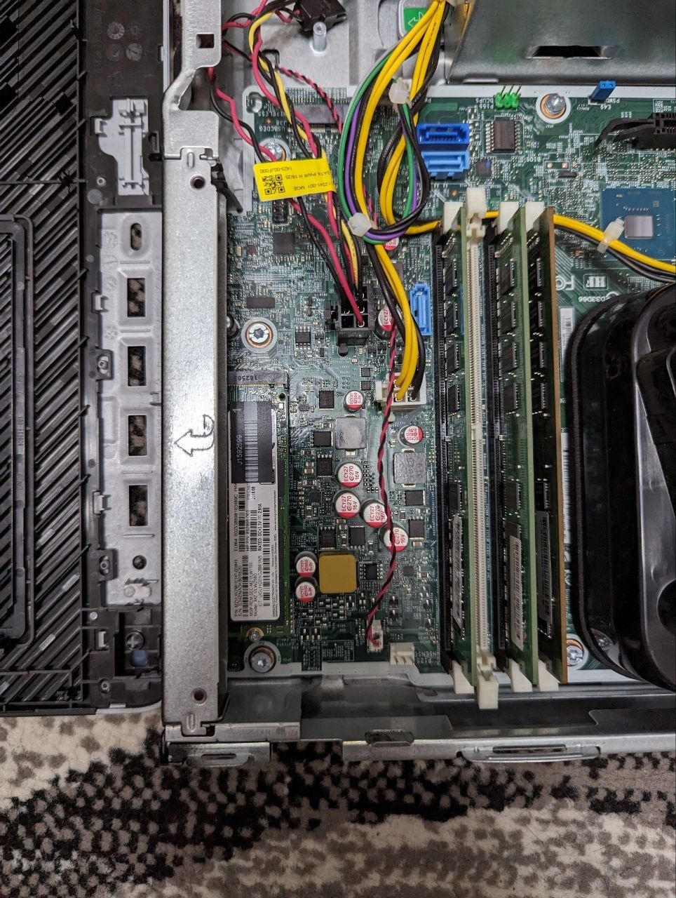 HP ProDesk 600 G4 SFF в идеальном состоянии  HP ProDesk 600 G4 SFF в и