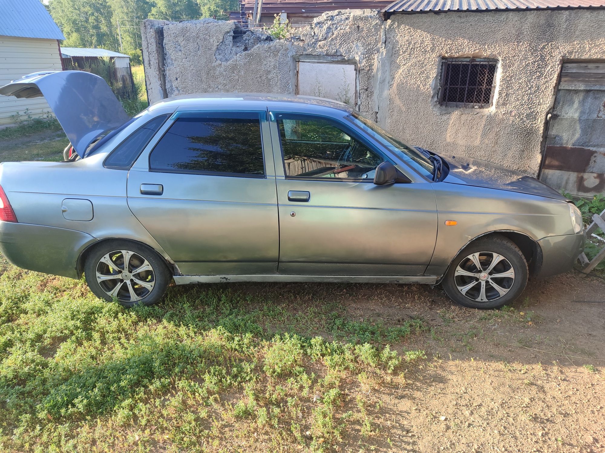 Продам LADA Priora