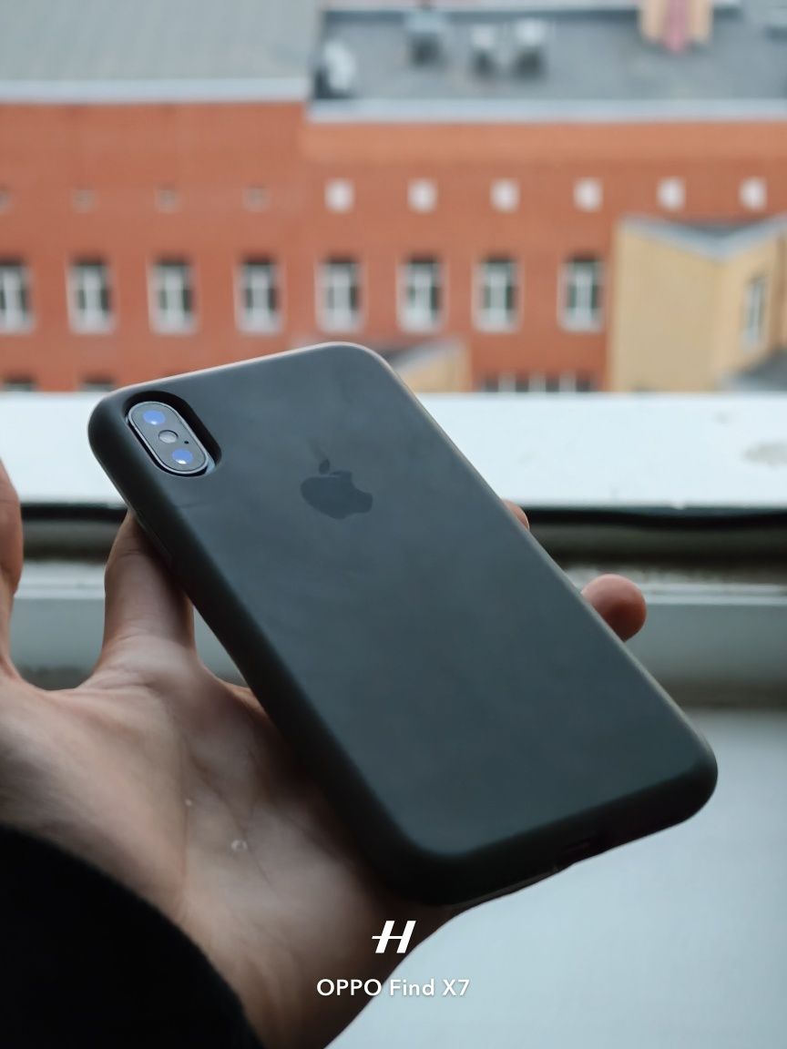 OPPO Find X7 ; iPhone X