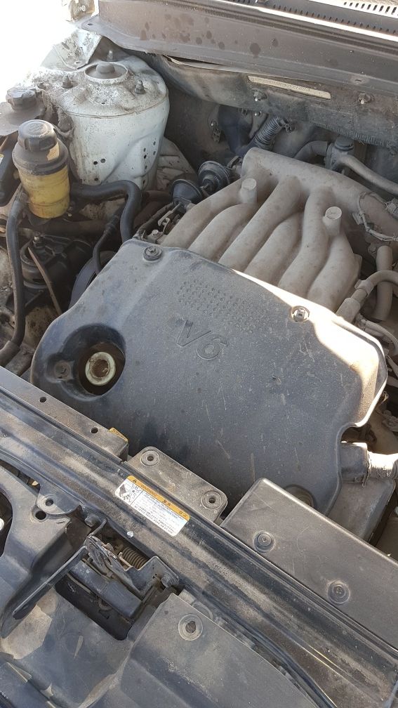 Хюндай Санта фе Hyundai Santa fe 2.7 2008 на запчасти.