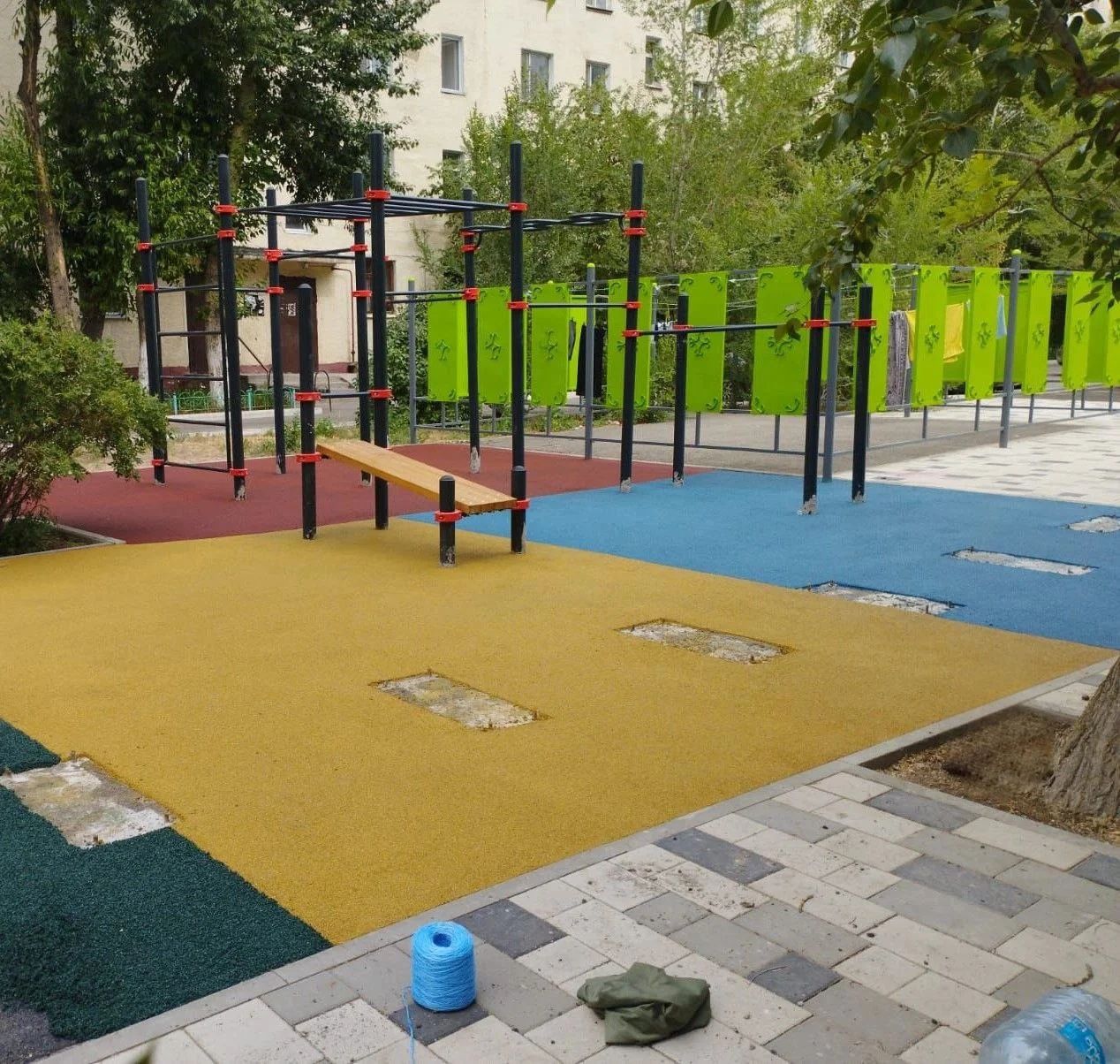 Тартановое покрытие