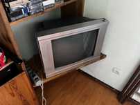 Продам телевизор