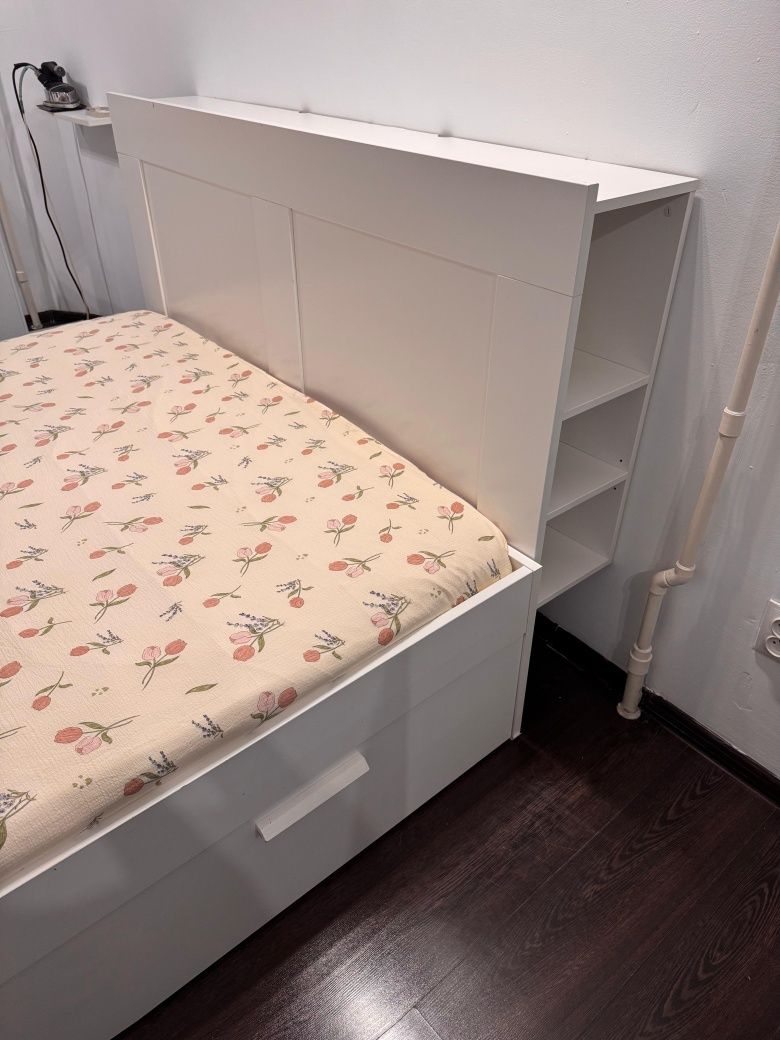 Кровать двухспальная BRIMNES IKEA с изголовьем без матраса 160×200