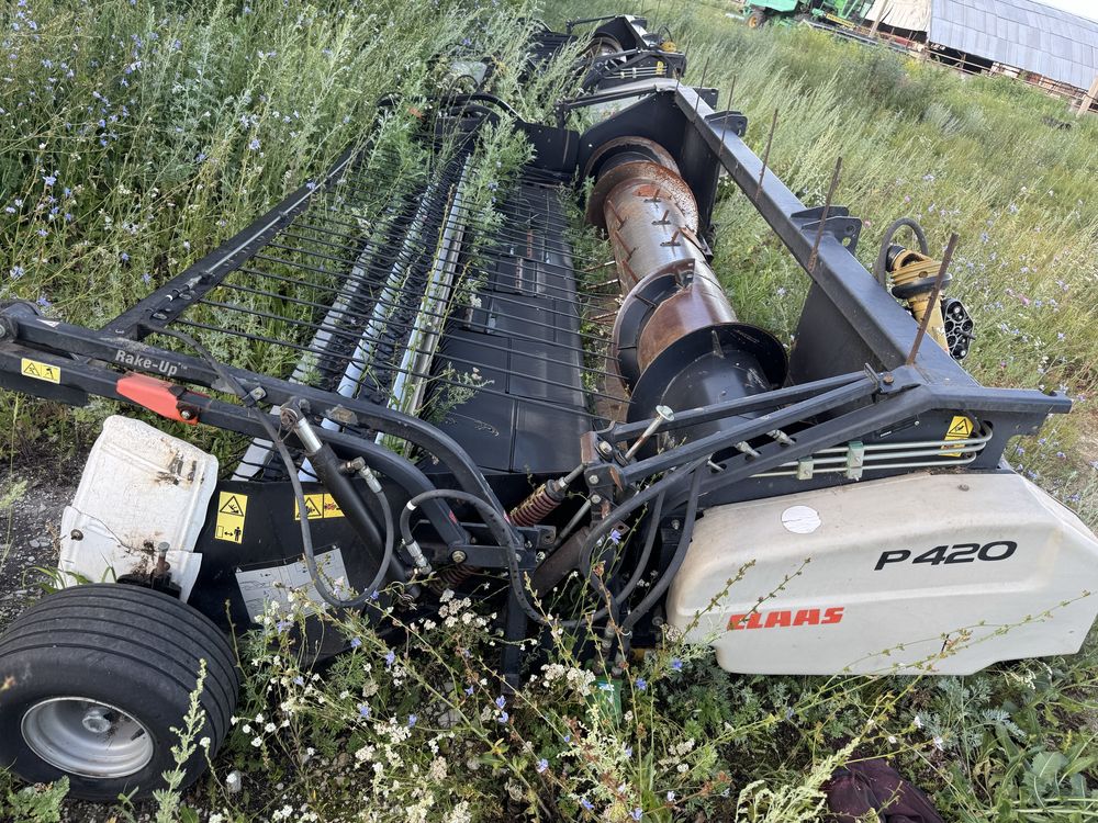 Продам подборщик Claas p420