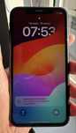 Продается IPhone XR, 64 Gb