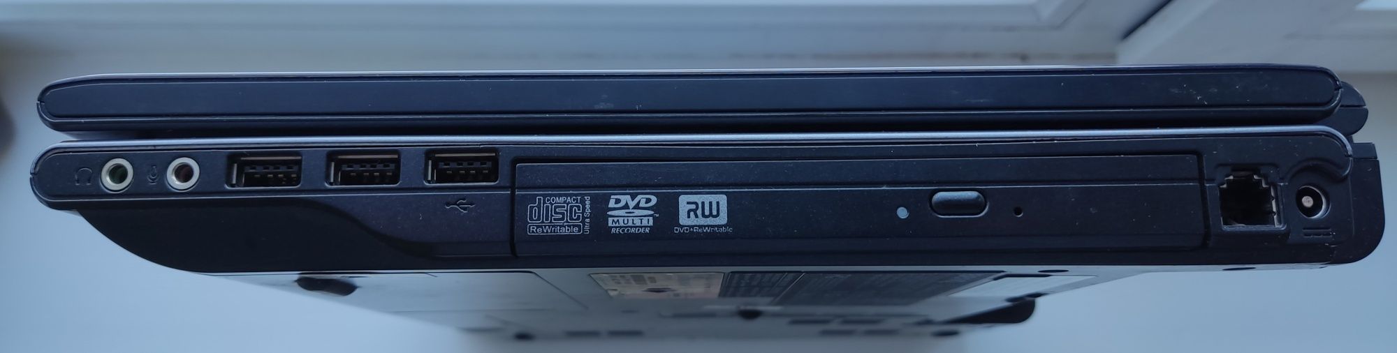 Недорого BenQ Joybook R56 с подсветкой и саббуфером