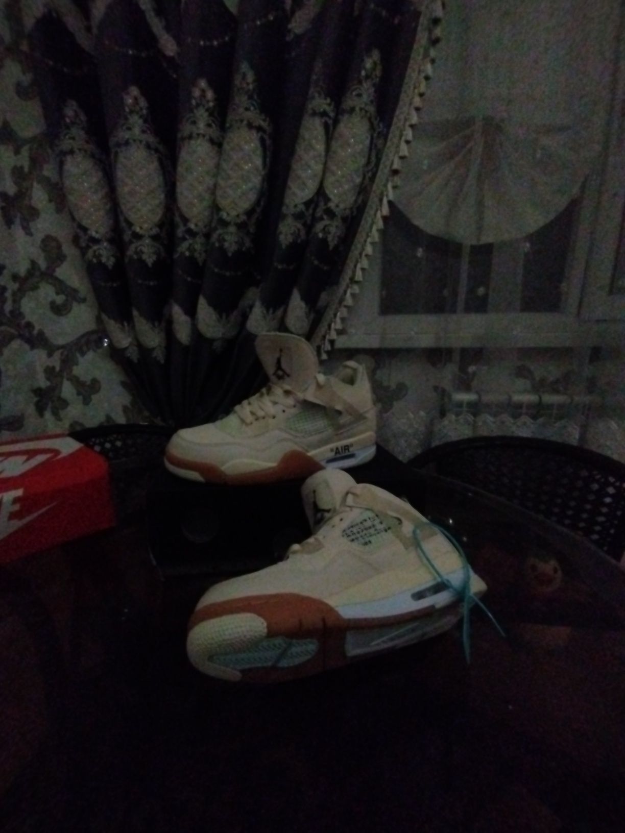 Air Jordan 4 RETRO