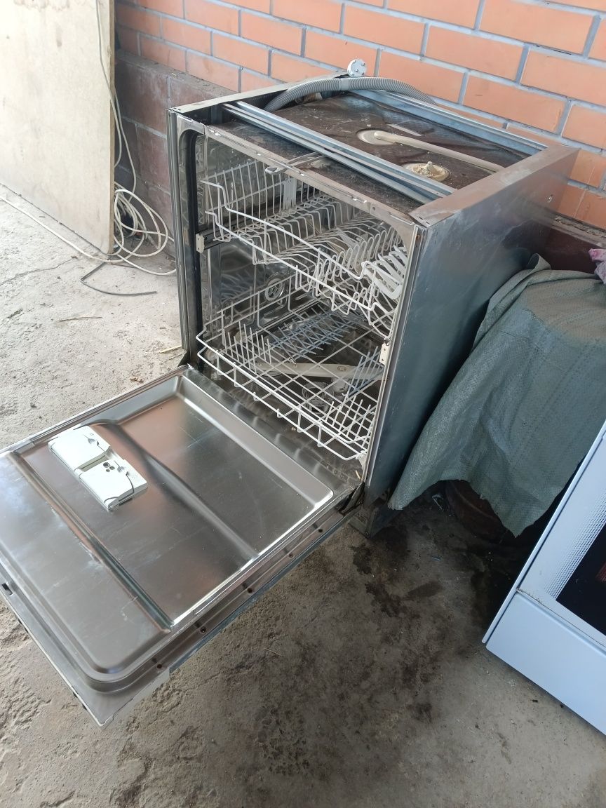 Посудомоечная машина Whirlpool