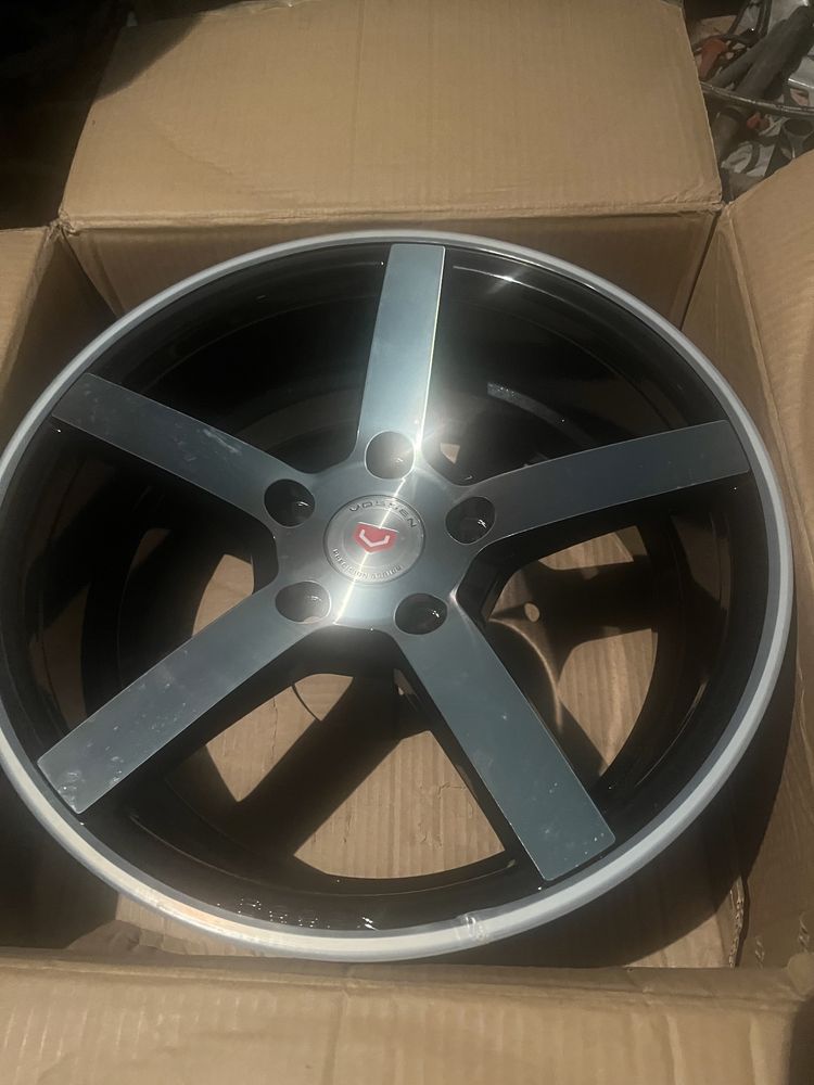 Vossen диск сатылады. 3 штук новый