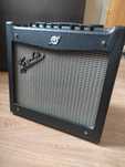 Продам или обменяю Комбоусилитель Fender mustang I    70Вт