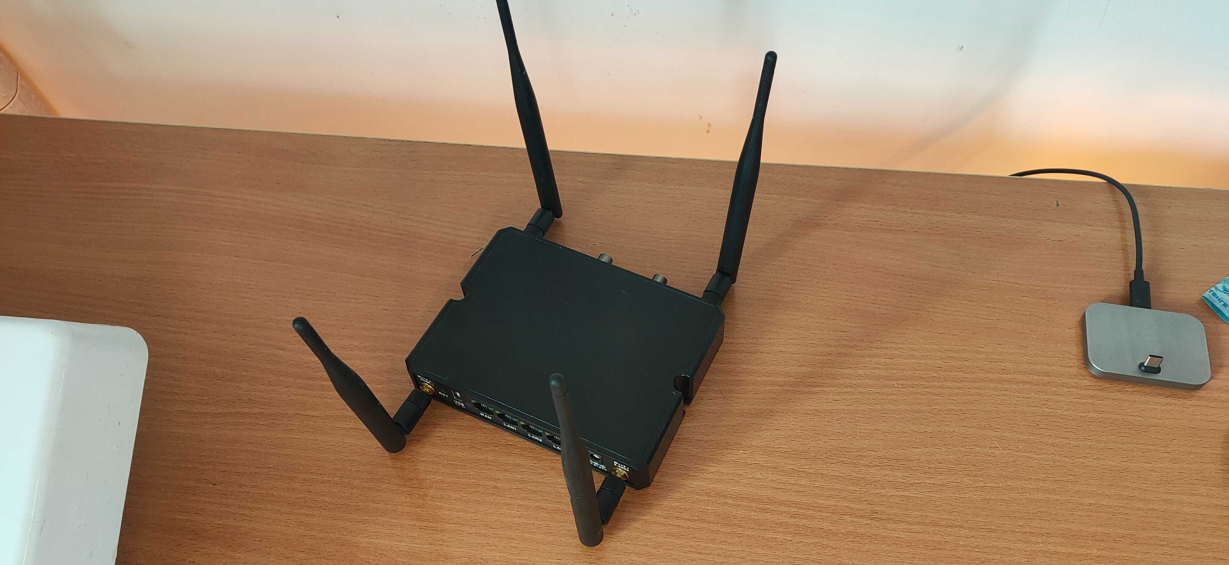 Интернет на дачу. 4g роутер Крокс, наружние антенны.