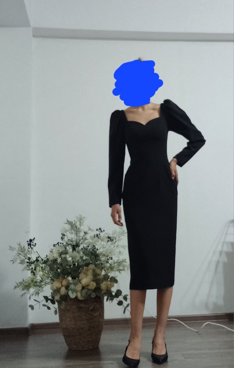 Продам новые платья