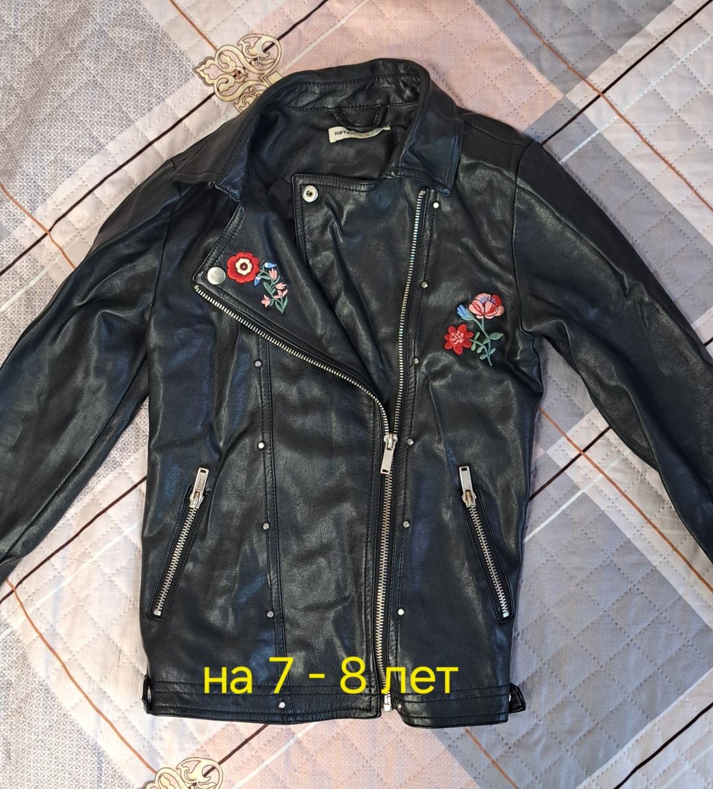 Теплая одежда на девочку 6- 7 лет