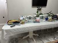 Продается стол со стульями в гостиную, 4 м стол