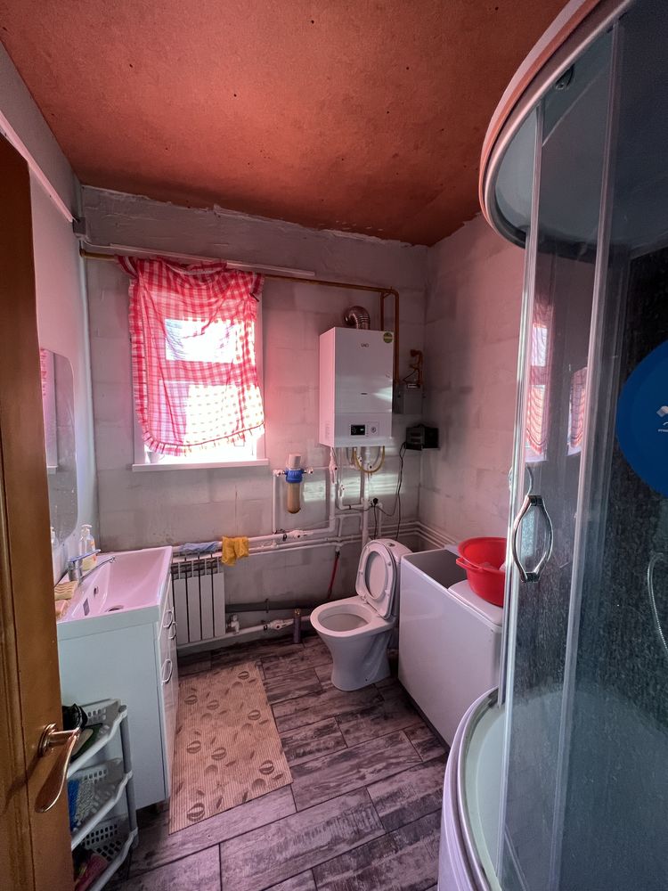 Дом 2021г постройки 60кв.м. р-н Асан2. Участок 7сот(20*35м)