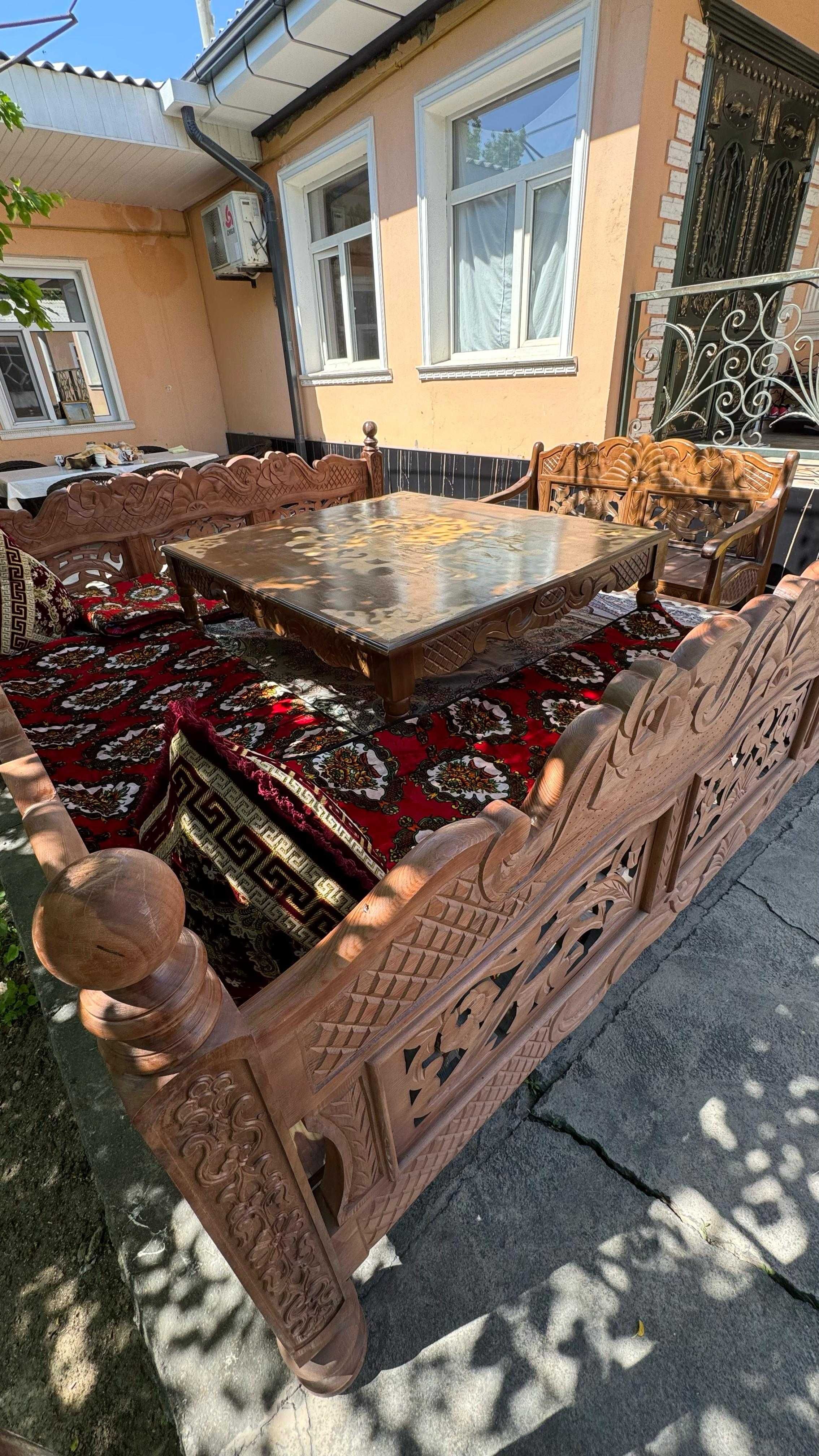 Топчан со столиком из массива сосны Тапшан Доставка по всему РК  50Е