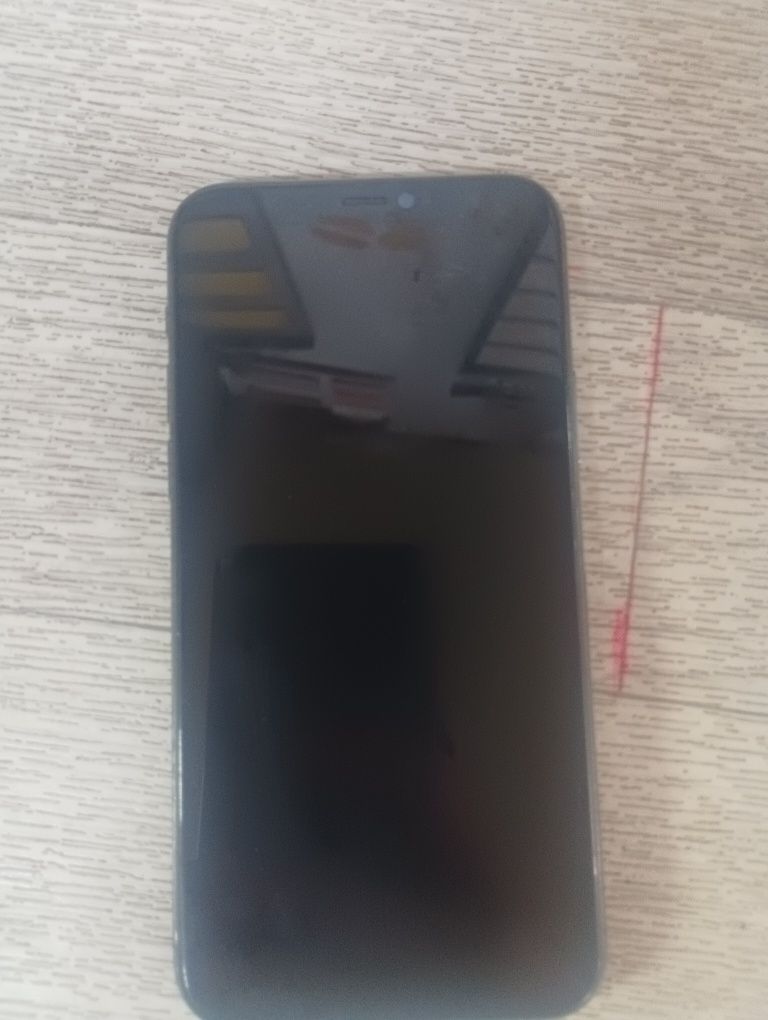 Iphone 11 pro  буу