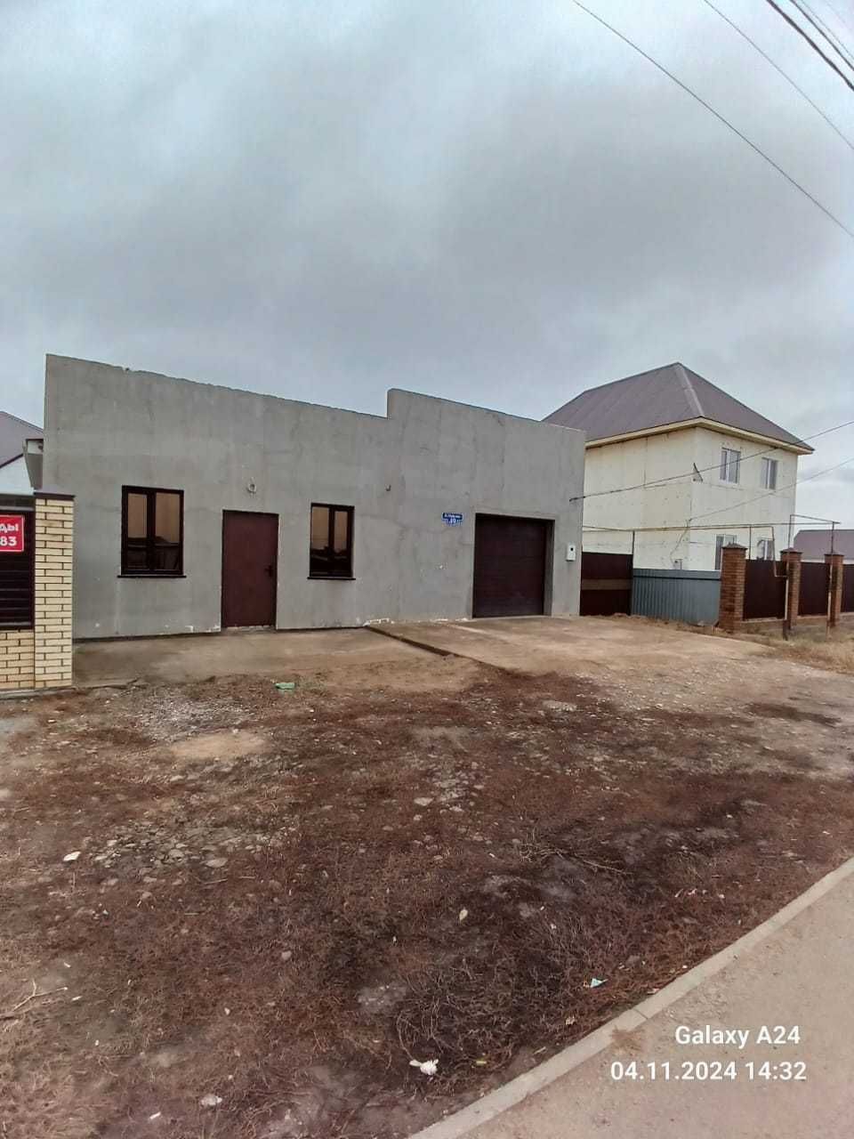 Новый коттедж с автосервисом и магазином Деркул