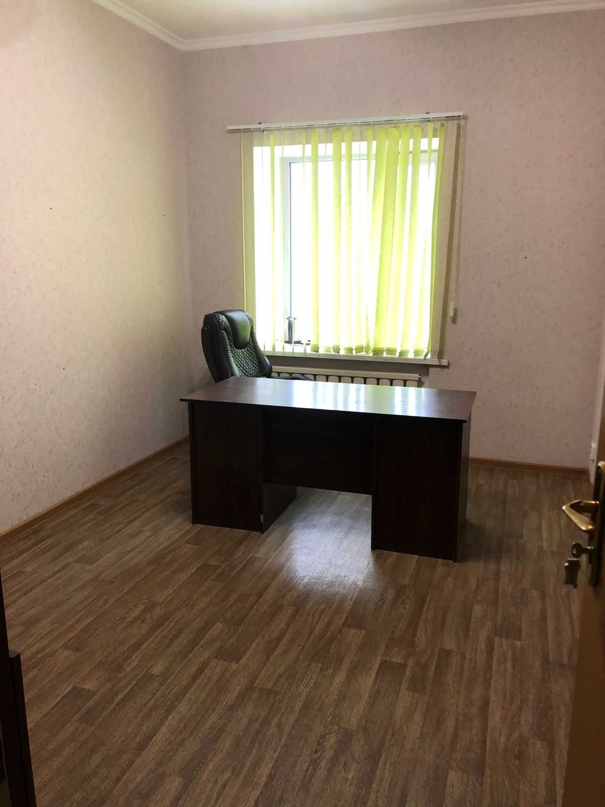 Сдается офис 16 кв.м на Мустафина 81/3