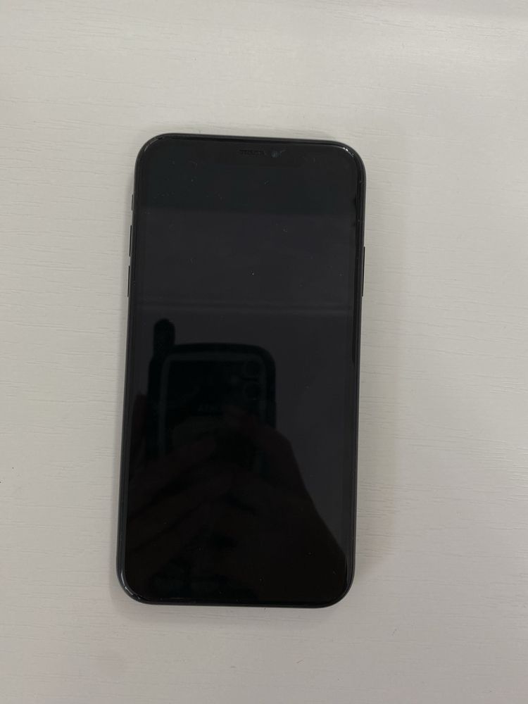 iPhone XR, 64ГБ, треснут корпус, 77%