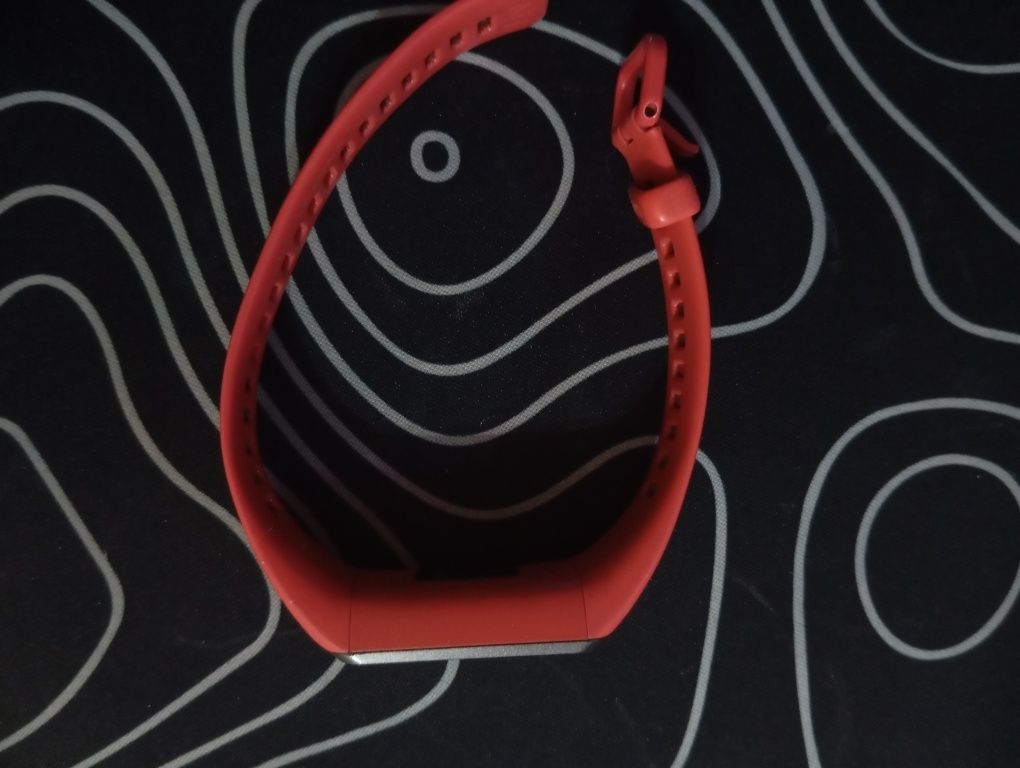 Фитнес часы Huawei band 4