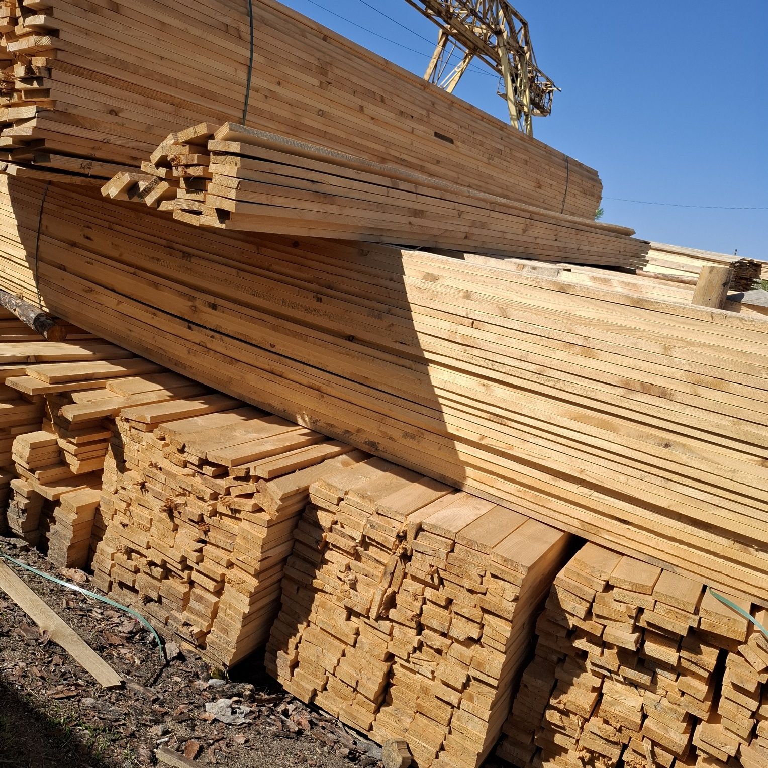 Продам: Пиломатериал! От 20кубов по120тыс.за 1куб- доставлю в Алматы!