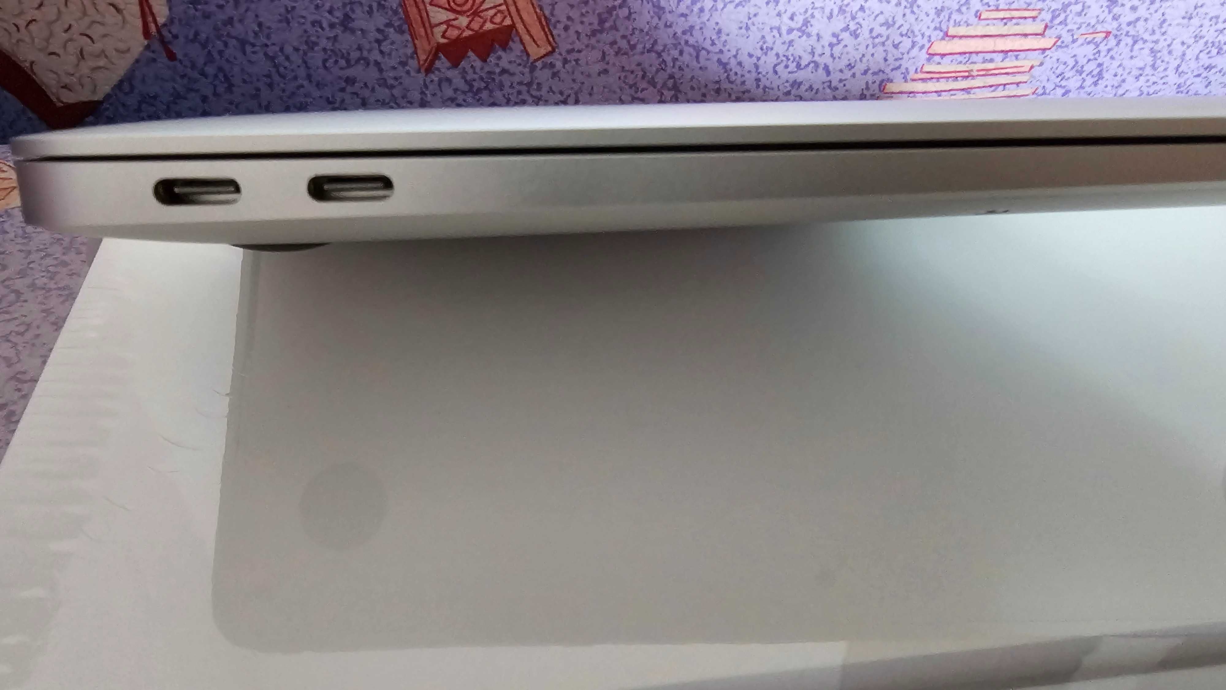 MacBook Air M1 13" 2020  8/256