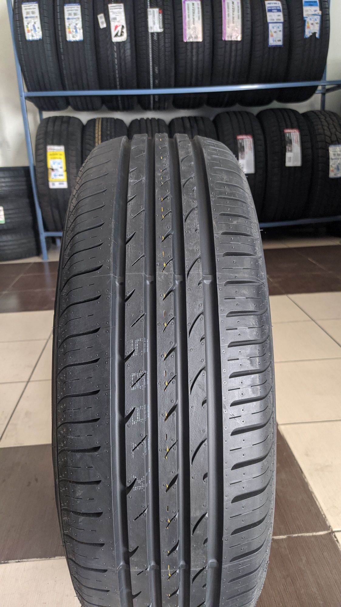 215/65R16 Nexen Korea