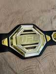 Пояс чемпиона UFC