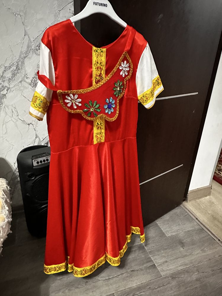 Платье на праздник 1 мая