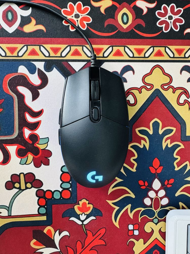 Мышь Logitech G102 Lightsync
