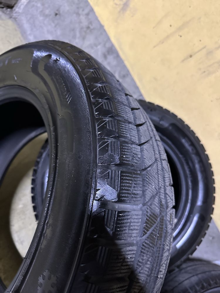 265/60 R18 Roadx липучка в хорошем состоянии.