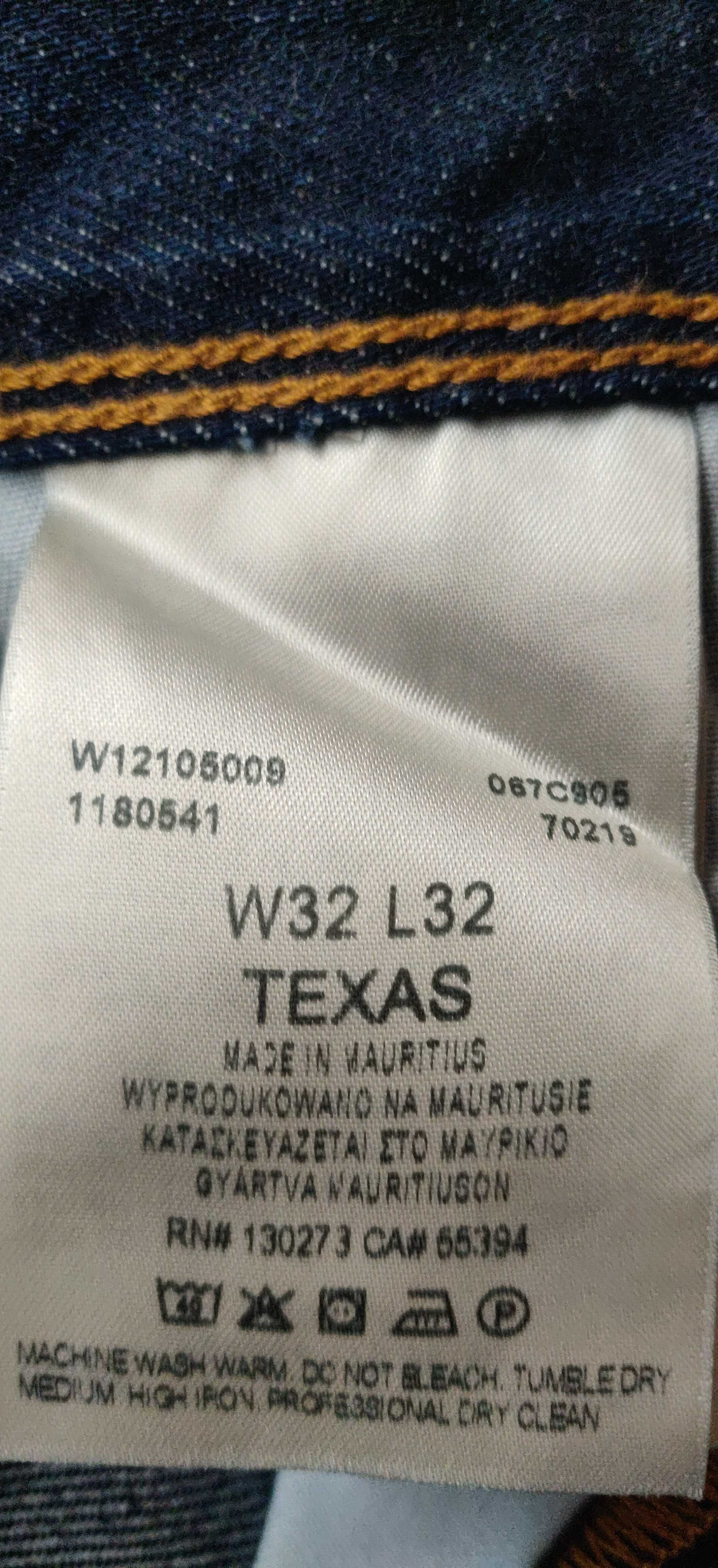Джинсы Wrangler 32-33  размер Оригинал