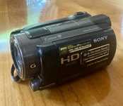 Видеокамера Sony Handycam HDR-XR520