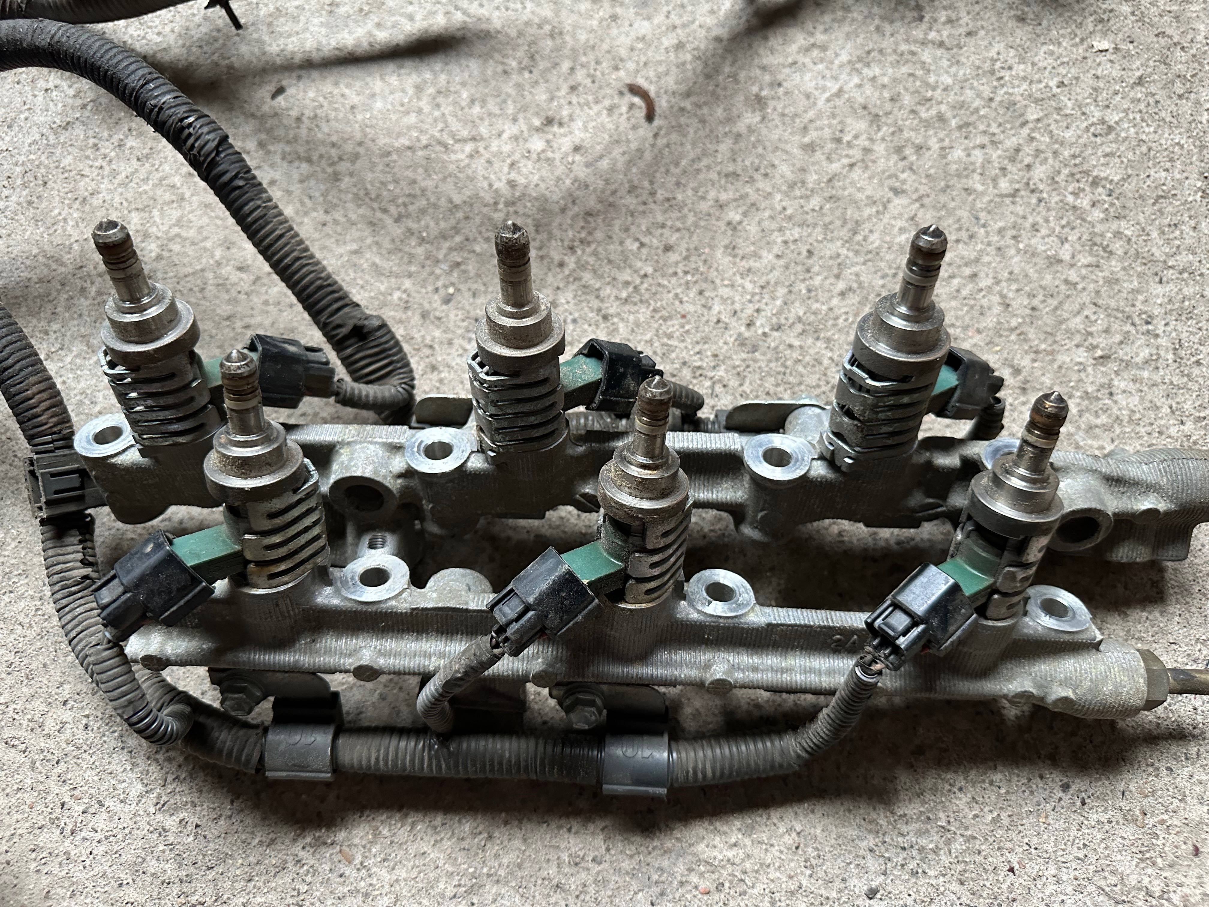 Запчасти на Infiniti, Nissan