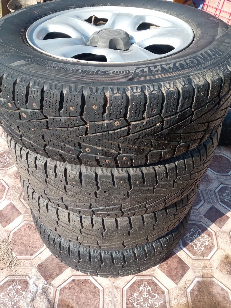 Шины зима 225.70 R16