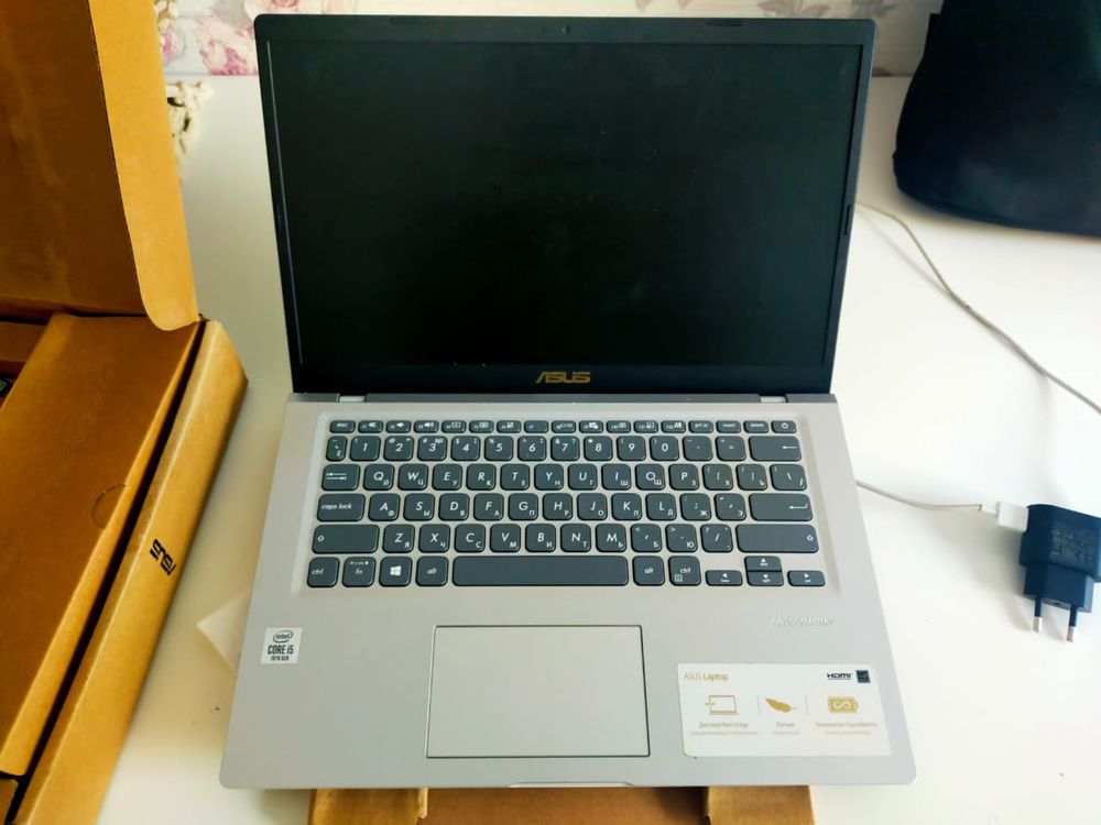 Ноутбук asus x415