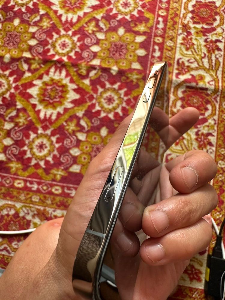 Продам iphone 12 pro 256гб