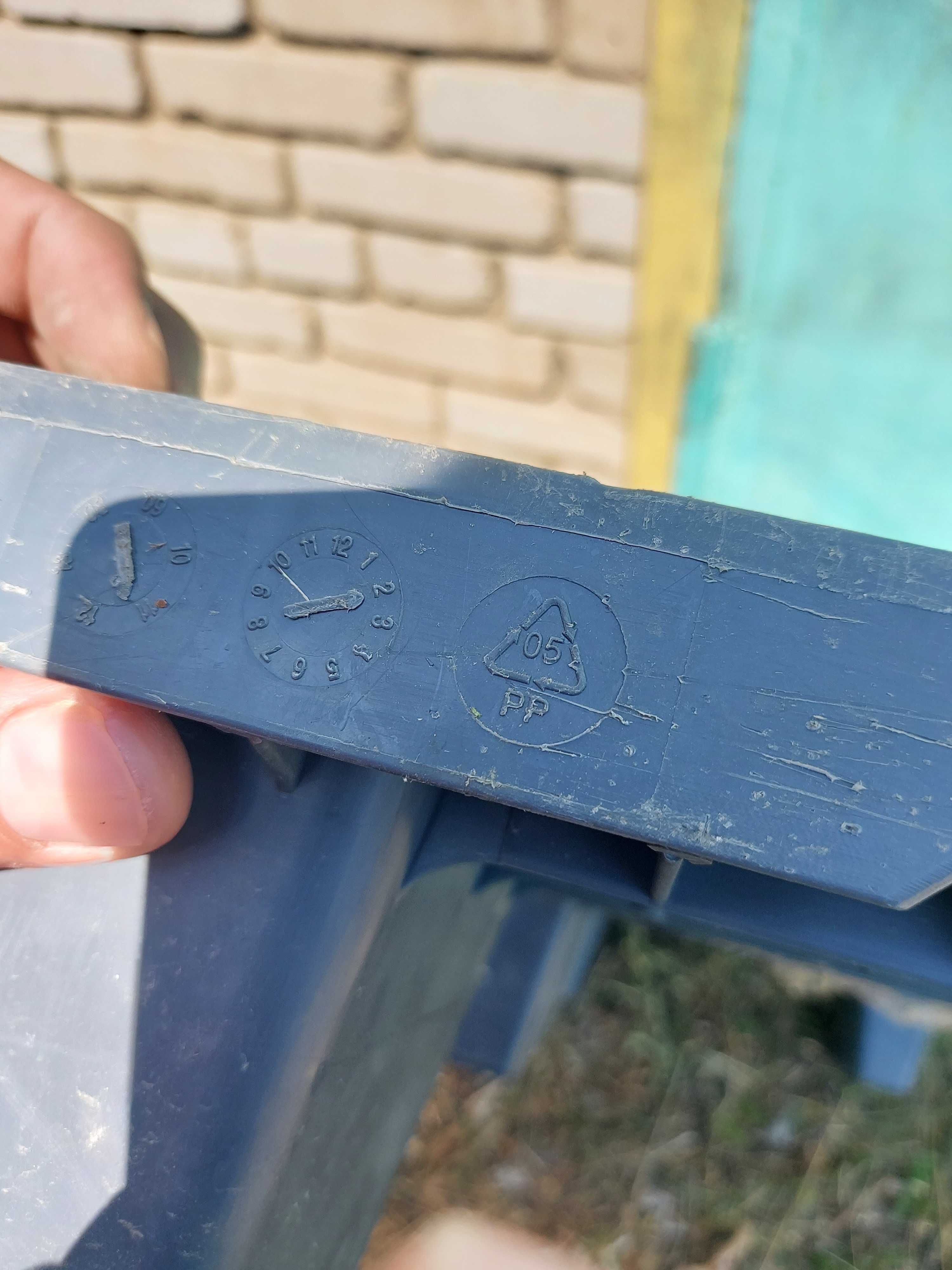 продам поддоны пластиковые