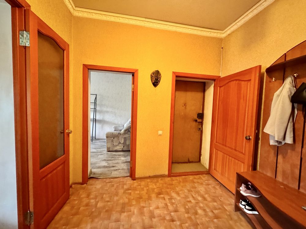 Продаем 3 комн. кв. по ул. Московская(рядом ЦОН по ул. Чкалова)