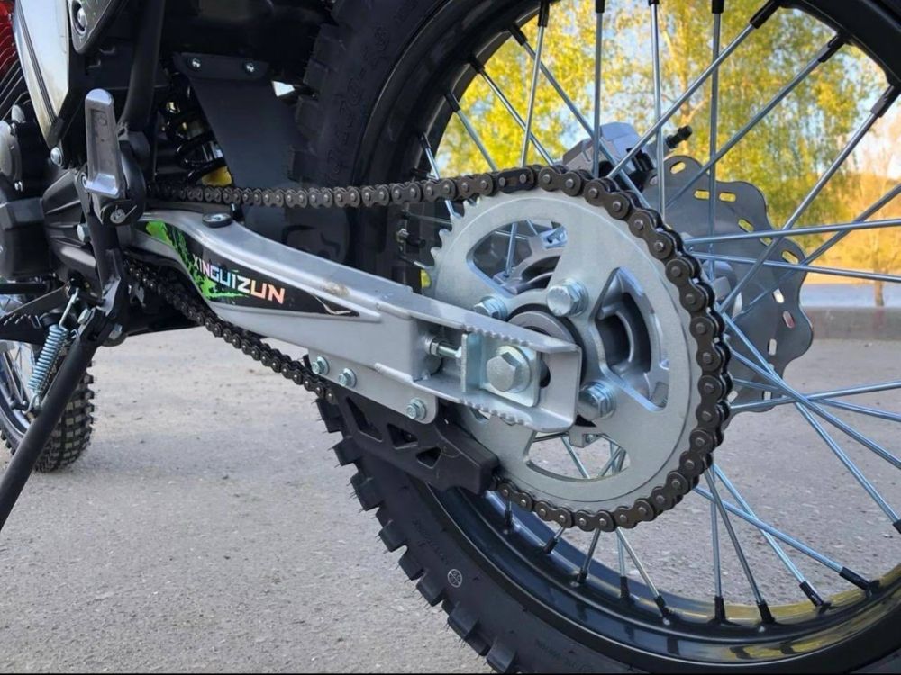 Мотоцикл кроссовый Xinguizun XGZ 300GY. Отправка в РФ