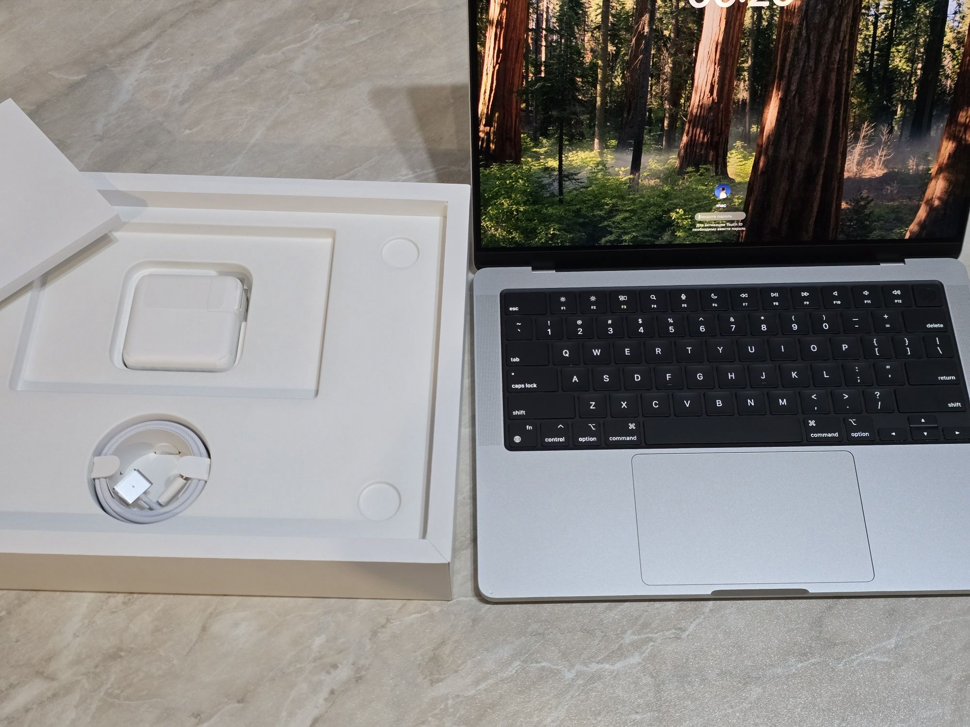 MacBook Pro 14 M4 16/512 20 циклов