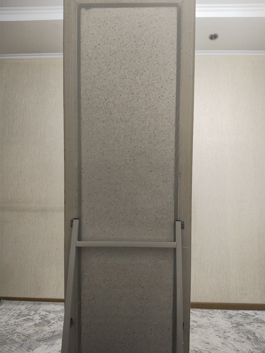 продам зеркало, напольное 155 × 43