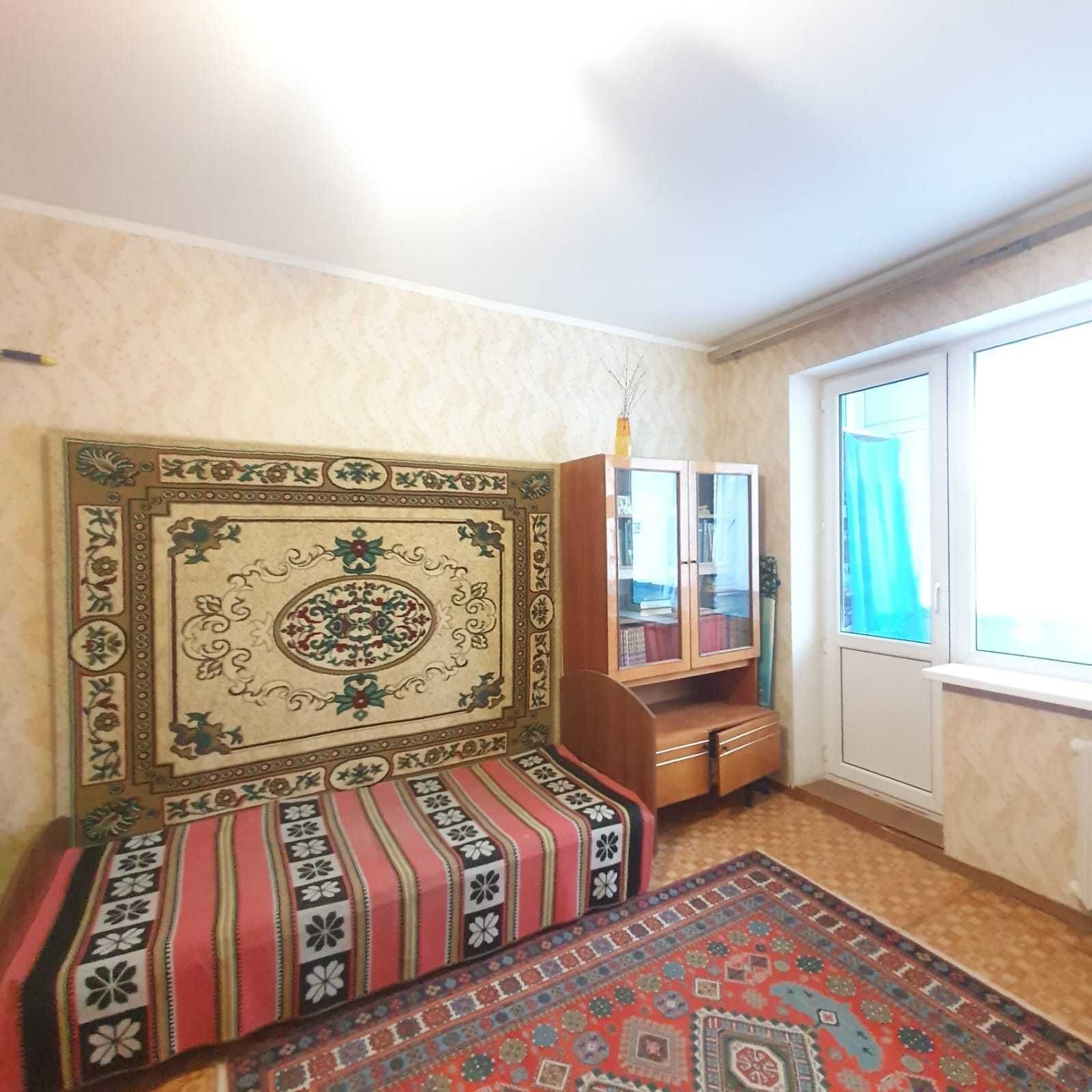Продам 2х комнатную квартиру в 11мкр на удобном 3/5 этаже!