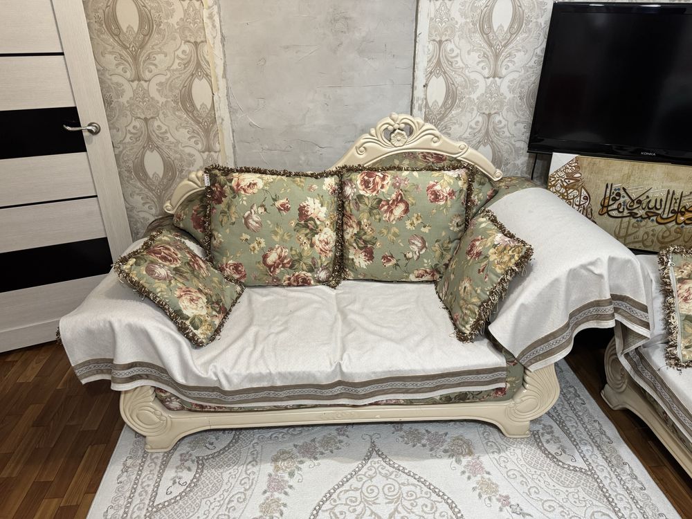 Продам диваны для гостинной
