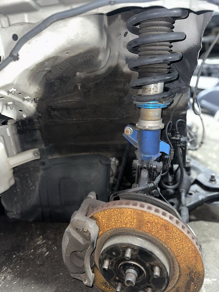 Передние фары Toyota Rav-4 рестайлинг