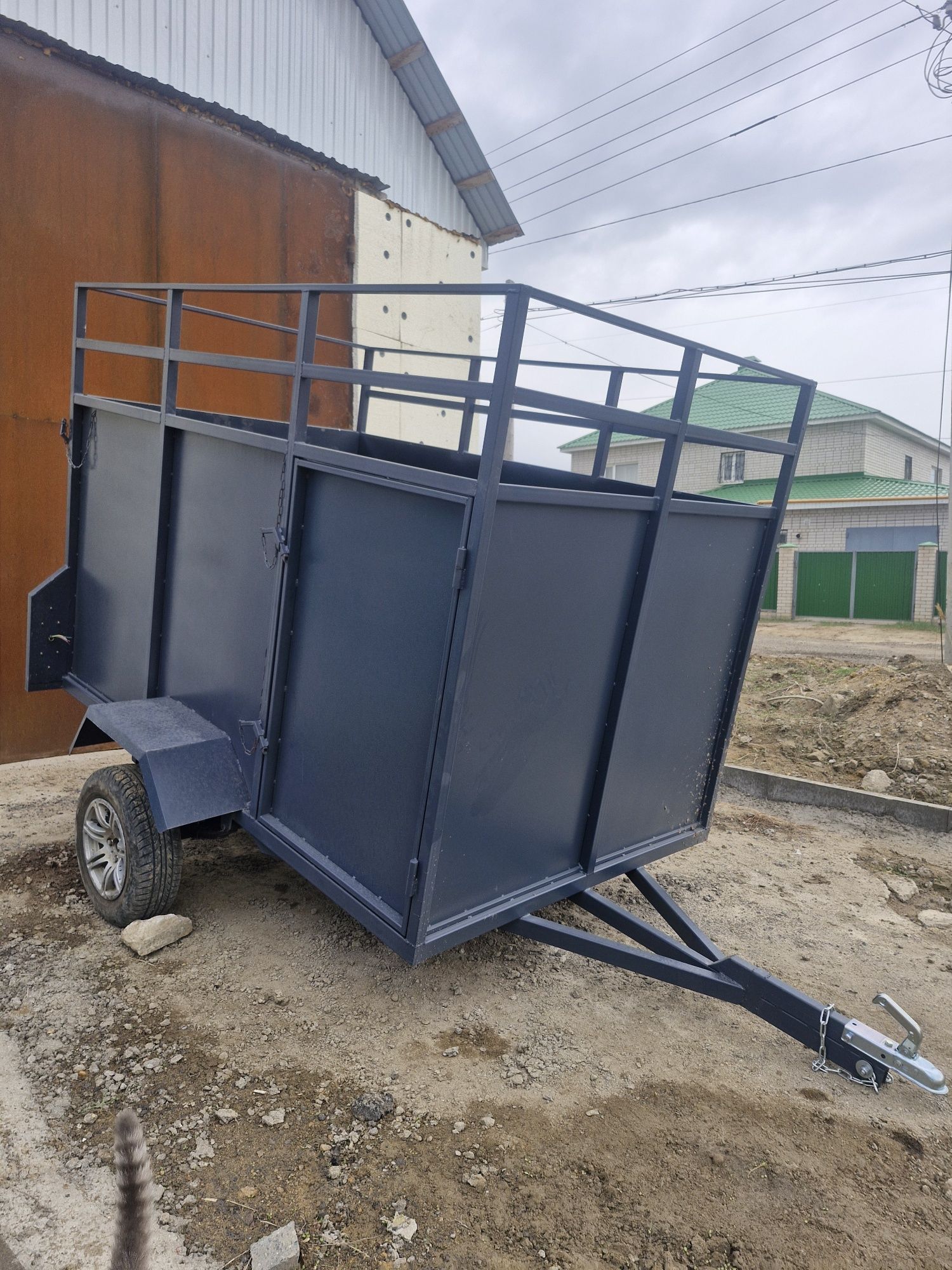 Продам прицеп для скотовоза